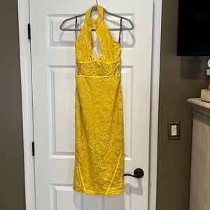 Misguided brand new size US8 yellow halter dress